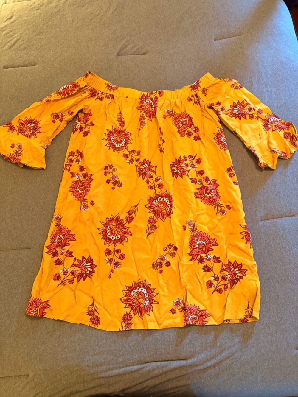 Old Navy Yellow Off-Shoulder Floral Dress size Large